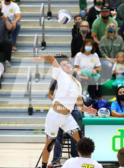 Thumbnail 1 in Mira Costa vs. Newport Harbor (CIF-SS D1 Final) photogallery.