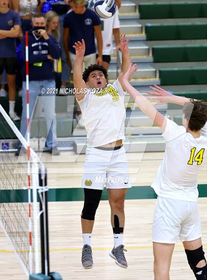 Thumbnail 2 in Mira Costa vs. Newport Harbor (CIF-SS D1 Final) photogallery.