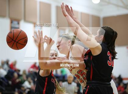 Thumbnail 3 in Circleville @ Amanda-Clearcreek photogallery.