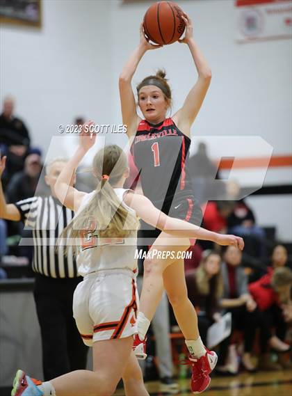 Thumbnail 3 in Circleville @ Amanda-Clearcreek photogallery.