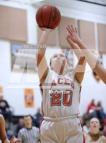 Thumbnail 3 in Circleville @ Amanda-Clearcreek photogallery.