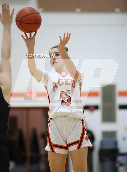 Thumbnail 1 in Circleville @ Amanda-Clearcreek photogallery.