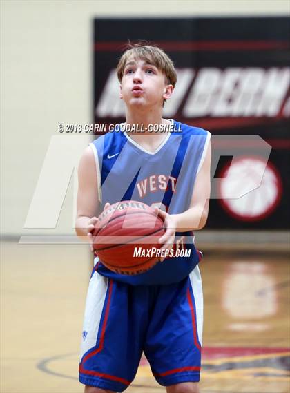Thumbnail 1 in West Carteret @ New Bern photogallery.
