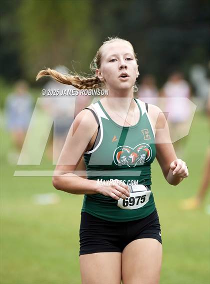 Thumbnail 2 in New World Fall Spectacular (B Teams) photogallery.