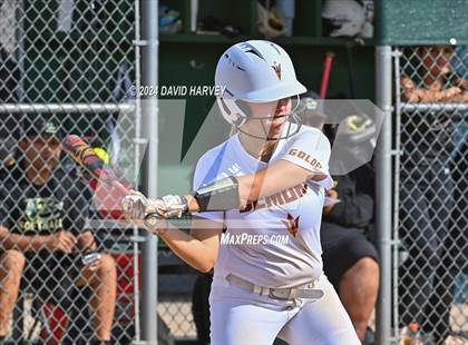 Thumbnail 3 in Golden vs Bear Creek photogallery.