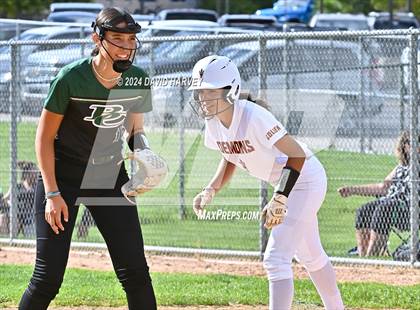 Thumbnail 2 in Golden vs Bear Creek photogallery.