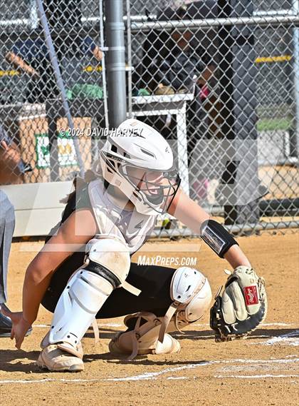 Thumbnail 3 in Golden vs Bear Creek photogallery.