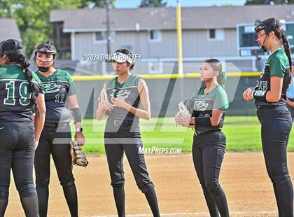 Thumbnail 3 in Golden vs Bear Creek photogallery.