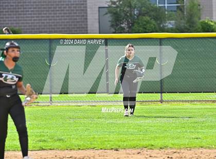 Thumbnail 1 in Golden vs Bear Creek photogallery.