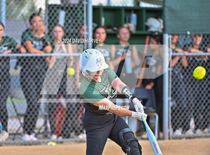 Thumbnail 2 in Golden vs Bear Creek photogallery.