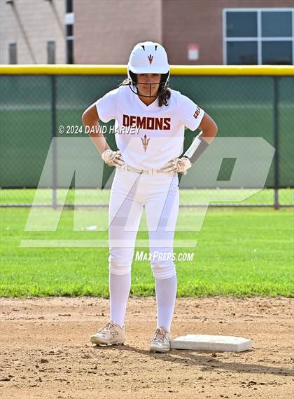 Thumbnail 1 in Golden vs Bear Creek photogallery.