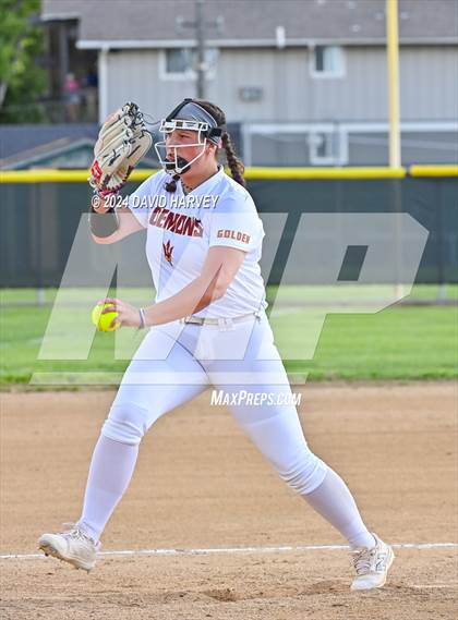 Thumbnail 1 in Golden vs Bear Creek photogallery.