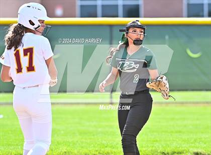 Thumbnail 2 in Golden vs Bear Creek photogallery.