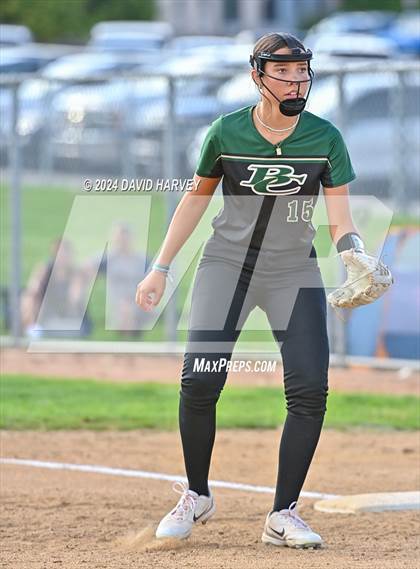 Thumbnail 3 in Golden vs Bear Creek photogallery.