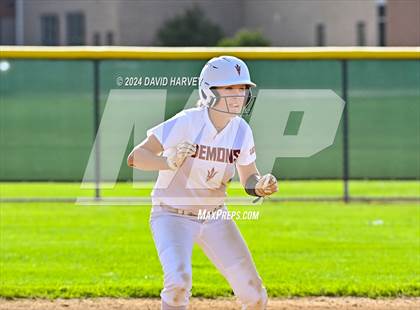 Thumbnail 2 in Golden vs Bear Creek photogallery.
