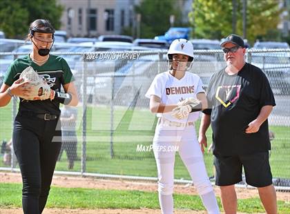 Thumbnail 2 in Golden vs Bear Creek photogallery.
