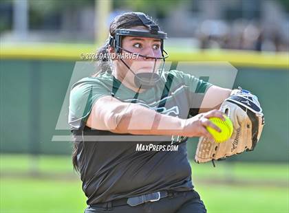 Thumbnail 3 in Golden vs Bear Creek photogallery.