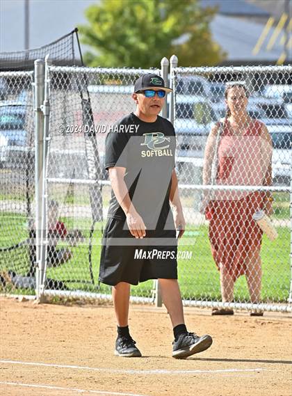 Thumbnail 1 in Golden vs Bear Creek photogallery.