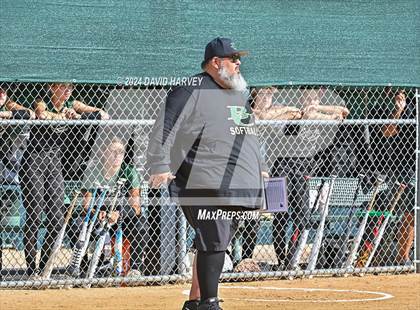 Thumbnail 2 in Golden vs Bear Creek photogallery.