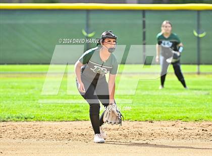 Thumbnail 3 in Golden vs Bear Creek photogallery.