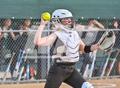 Thumbnail 3 in Golden vs Bear Creek photogallery.