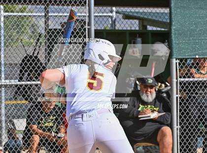 Thumbnail 2 in Golden vs Bear Creek photogallery.