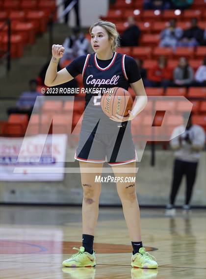 Thumbnail 1 in Coppell vs. Southlake Carroll (UIL 6A Regional Semifinal Playoff) photogallery.