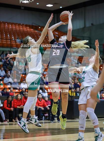 Thumbnail 1 in Coppell vs. Southlake Carroll (UIL 6A Regional Semifinal Playoff) photogallery.