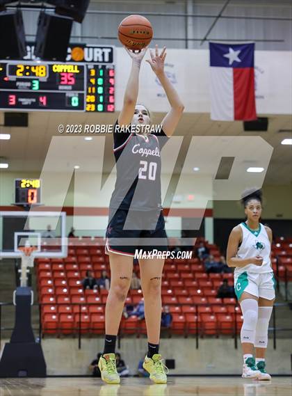 Thumbnail 3 in Coppell vs. Southlake Carroll (UIL 6A Regional Semifinal Playoff) photogallery.