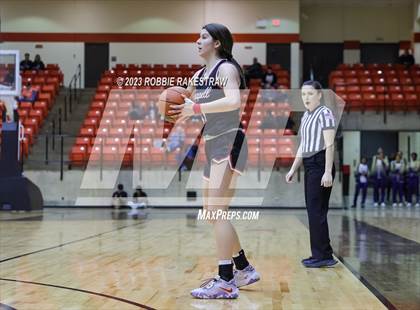 Thumbnail 1 in Coppell vs. Southlake Carroll (UIL 6A Regional Semifinal Playoff) photogallery.