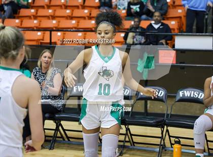 Thumbnail 1 in Coppell vs. Southlake Carroll (UIL 6A Regional Semifinal Playoff) photogallery.