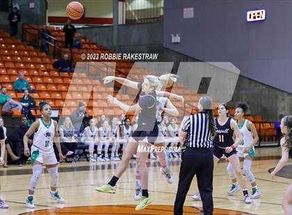 Thumbnail 1 in Coppell vs. Southlake Carroll (UIL 6A Regional Semifinal Playoff) photogallery.