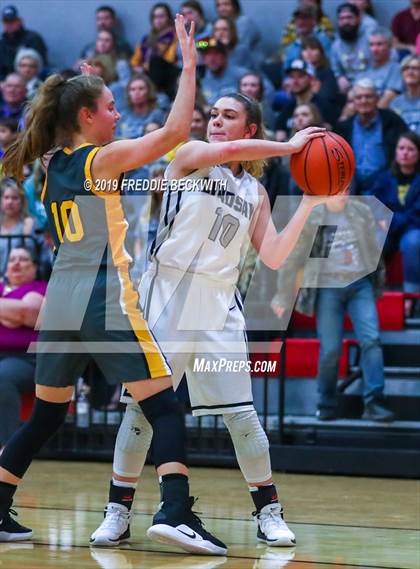 Thumbnail 1 in Era vs. Lindsay (UIL 2A Region II Bi-District) photogallery.