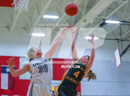 Thumbnail 1 in Era vs. Lindsay (UIL 2A Region II Bi-District) photogallery.
