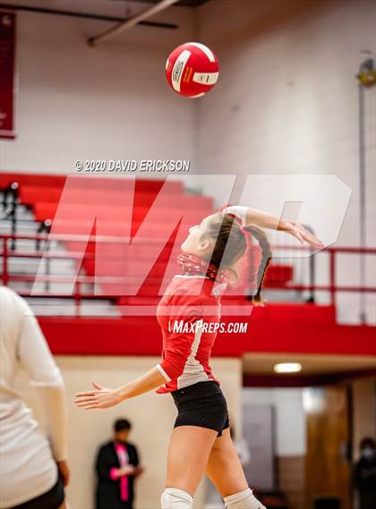 Thumbnail 3 in Perryton vs. Pampa photogallery.