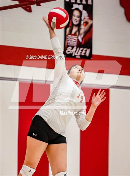 Thumbnail 1 in Perryton vs. Pampa photogallery.