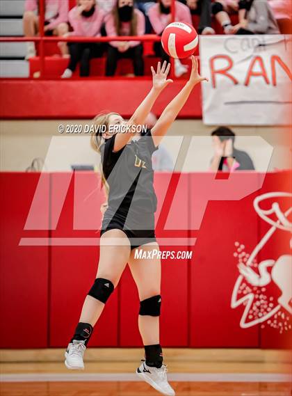 Thumbnail 1 in Perryton vs. Pampa photogallery.
