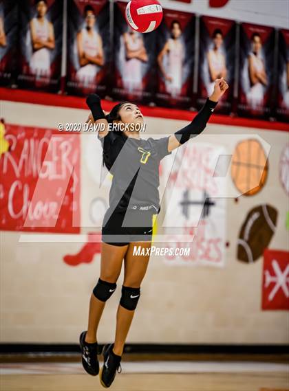 Thumbnail 3 in Perryton vs. Pampa photogallery.