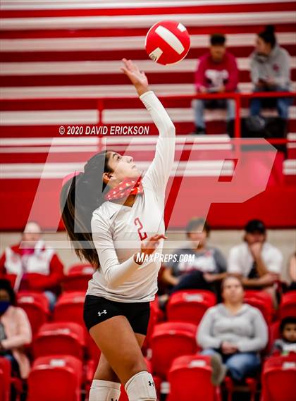 Thumbnail 3 in Perryton vs. Pampa photogallery.