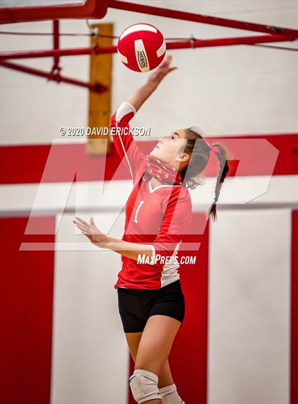 Thumbnail 2 in Perryton vs. Pampa photogallery.