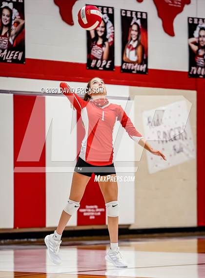 Thumbnail 2 in Perryton vs. Pampa photogallery.