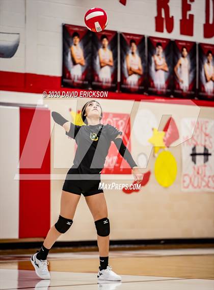 Thumbnail 2 in Perryton vs. Pampa photogallery.