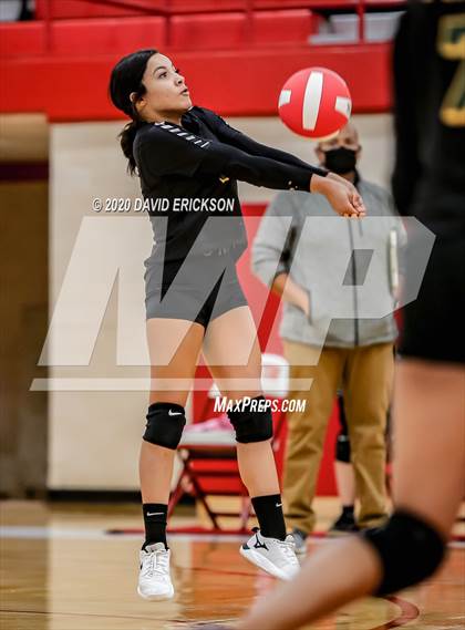 Thumbnail 3 in Perryton vs. Pampa photogallery.