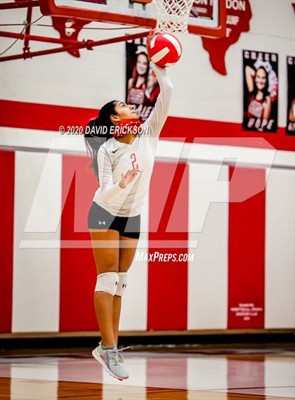 Thumbnail 2 in Perryton vs. Pampa photogallery.