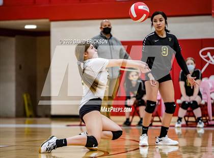 Thumbnail 3 in Perryton vs. Pampa photogallery.