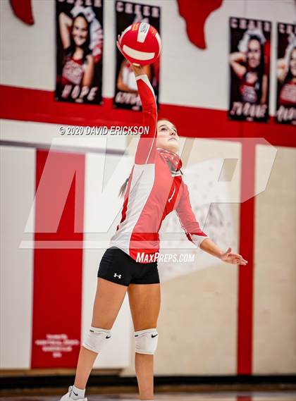 Thumbnail 1 in Perryton vs. Pampa photogallery.