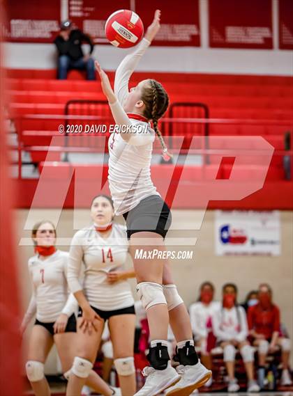 Thumbnail 2 in Perryton vs. Pampa photogallery.