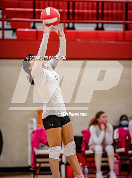 Thumbnail 1 in Perryton vs. Pampa photogallery.