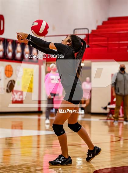 Thumbnail 2 in Perryton vs. Pampa photogallery.