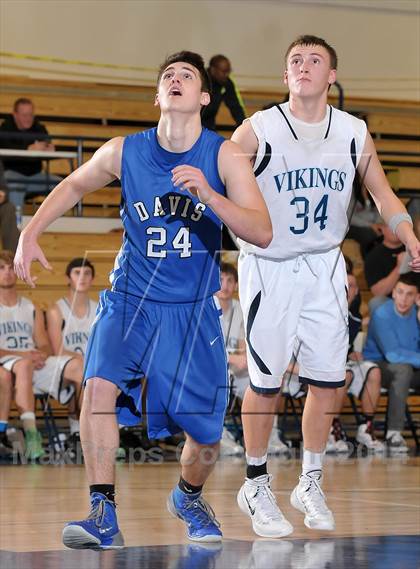 Thumbnail 1 in Davis vs. Pleasant Valley (Trojan Toss-Up) photogallery.